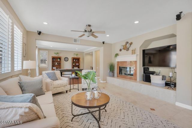 4251 Via Entrada, Newbury Park, CA 91320