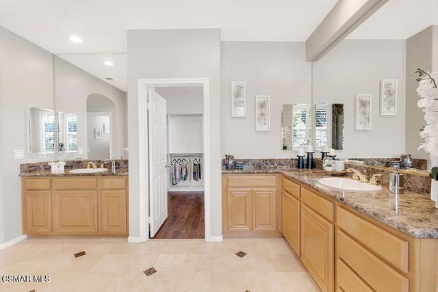 4251 Via Entrada, Newbury Park, CA 91320