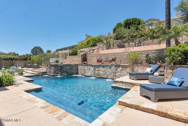 4251 Via Entrada, Newbury Park, CA 91320