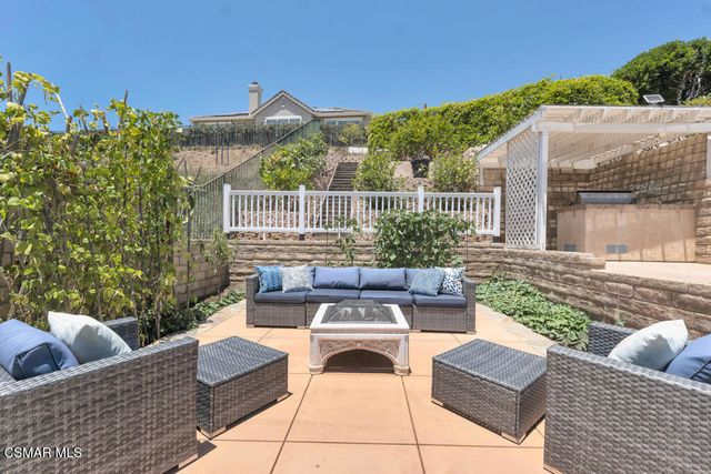 4251 Via Entrada, Newbury Park, CA 91320