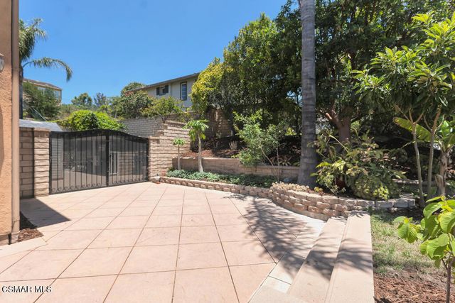 4251 Via Entrada, Newbury Park, CA 91320