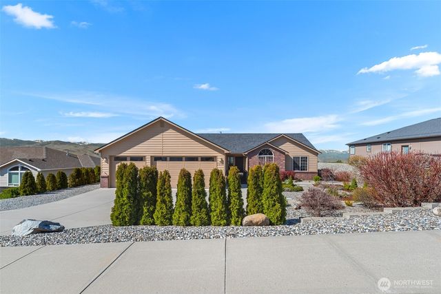 1264 Wheatridge Drive, East Wenatchee, WA 98802
