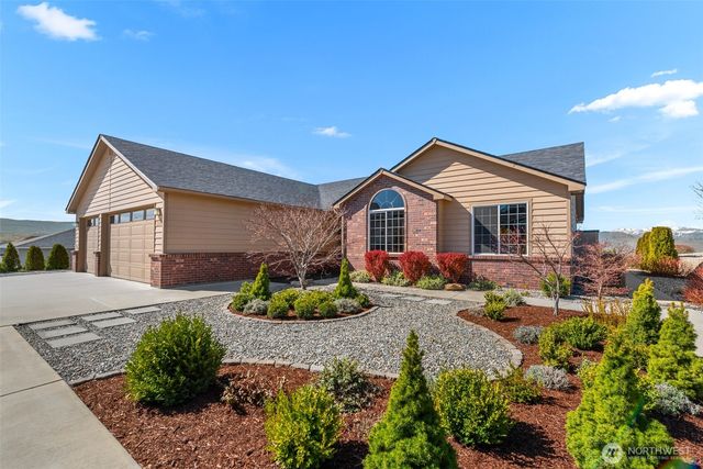 1264 Wheatridge Drive, East Wenatchee, WA 98802