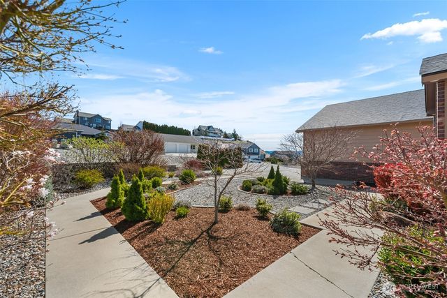 1264 Wheatridge Drive, East Wenatchee, WA 98802