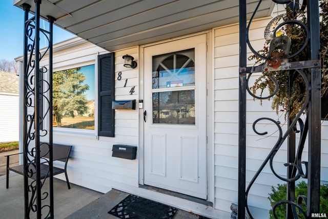 814 W RIDGE Road, Peoria, IL 61604