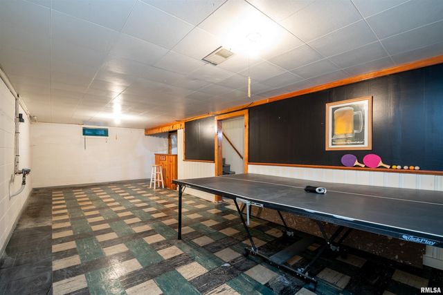 814 W RIDGE Road, Peoria, IL 61604