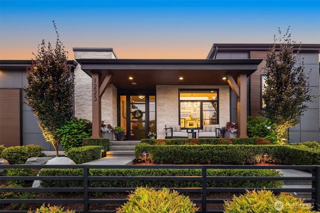 1223 2nd Street, Kirkland, WA 98033