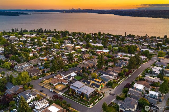 1223 2nd Street, Kirkland, WA 98033