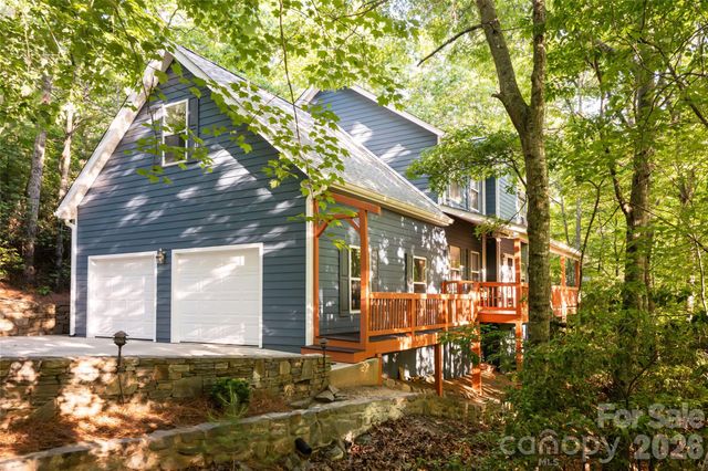 7 Timber Park Drive, Black Mountain, NC 28711
