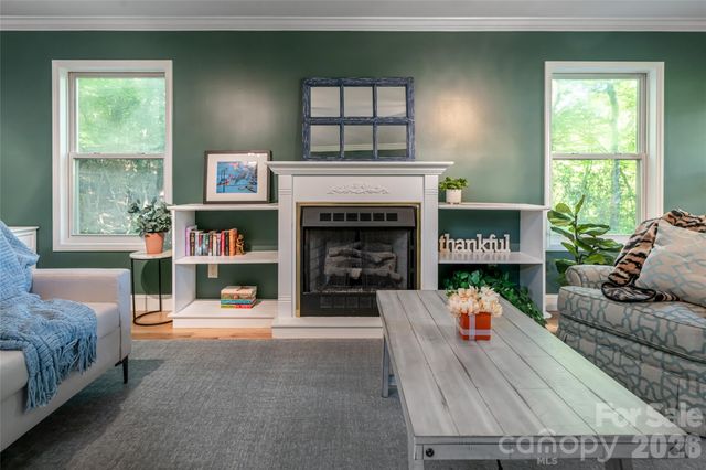 7 Timber Park Drive, Black Mountain, NC 28711