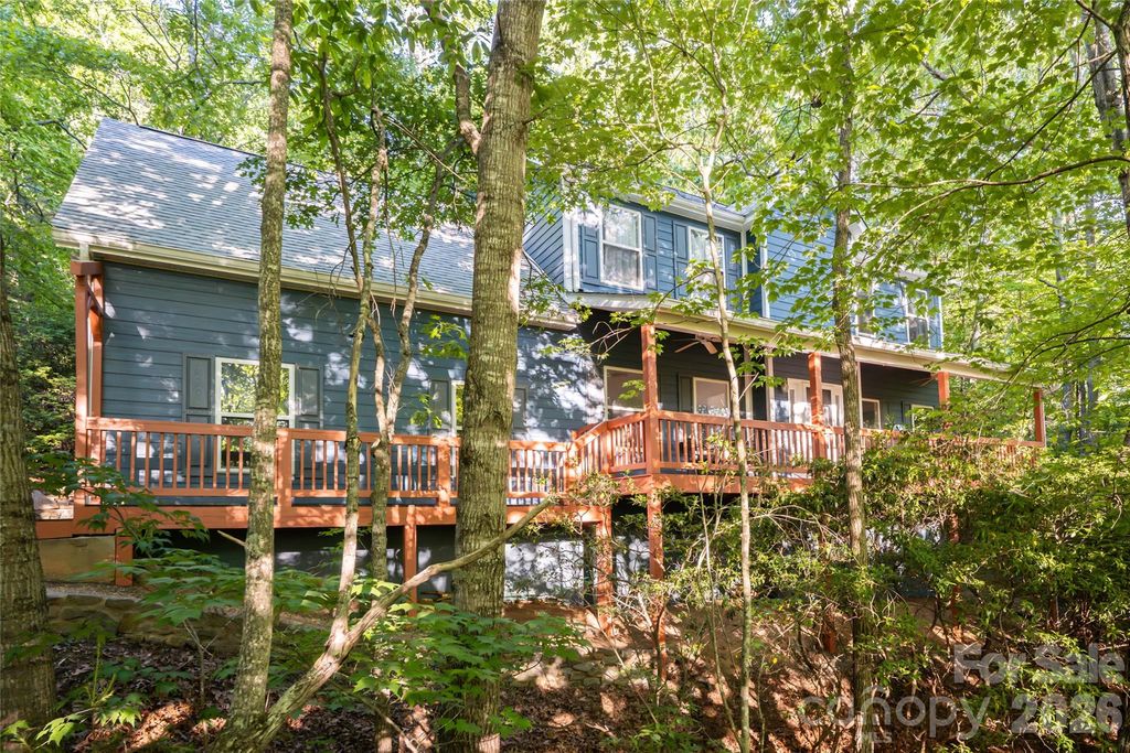 7 Timber Park Drive, Black Mountain, NC 28711