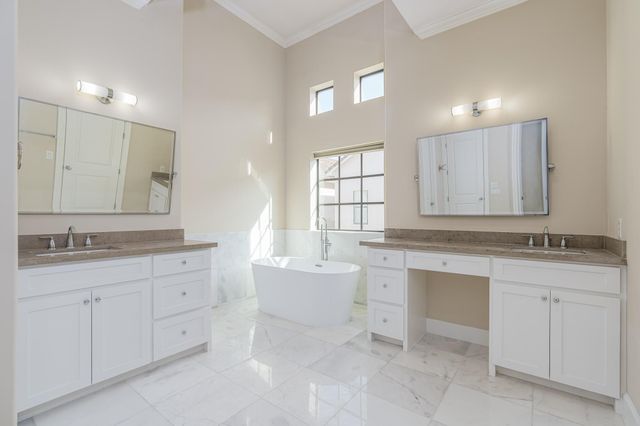 5713 Rose Street C, Houston, TX 77007