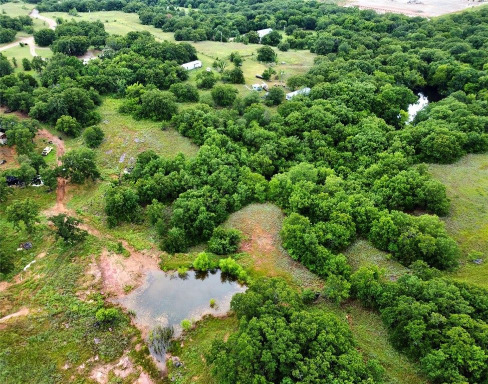 24972 N County Road 3057 Road, Foster, OK 73434