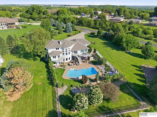 1119 Ponderosa Drive, Fremont, NE 68025