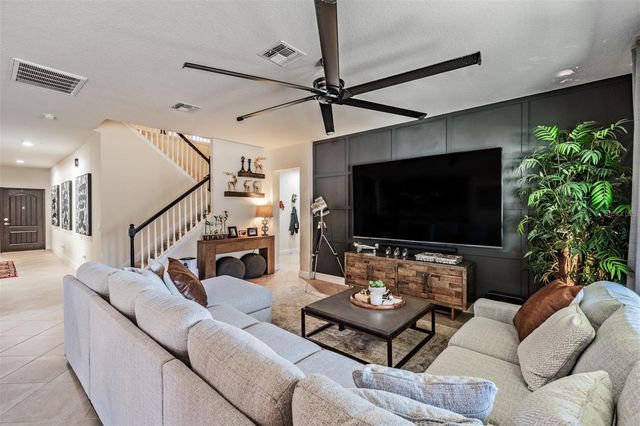 19230 PEPPER GRASS DRIVE, Tampa, FL 33647