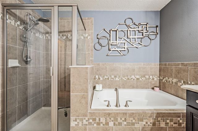 19230 PEPPER GRASS DRIVE, Tampa, FL 33647