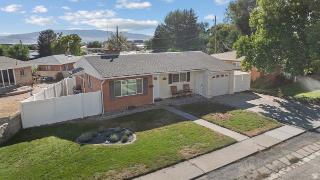 160 MAPLE LN, Pleasant Grove, UT 84062