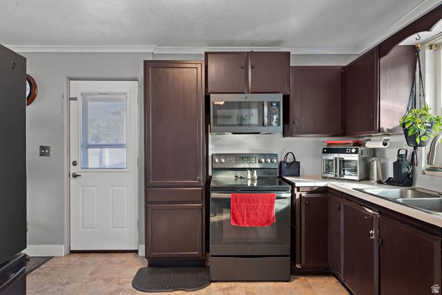 160 MAPLE LN, Pleasant Grove, UT 84062
