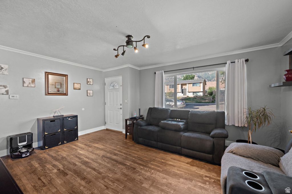 160 MAPLE LN, Pleasant Grove, UT 84062 — photo 5