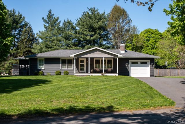 44 Lorraine Drive, Rhinebeck, NY 12572