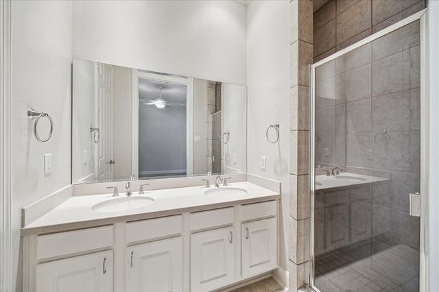 3215 Loblolly Pines Way, Houston, TX 77082