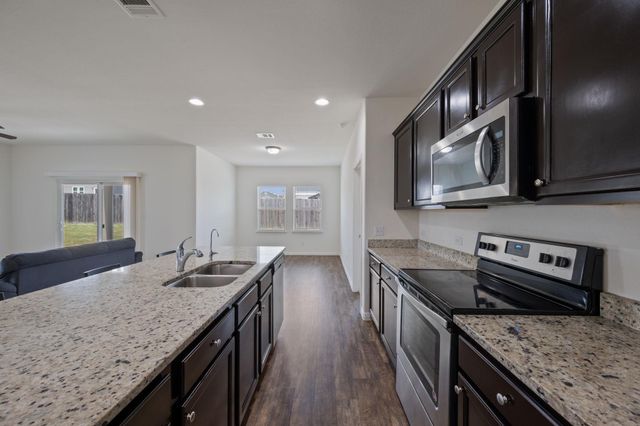 13804 Mark Christopher WAY, Manor, TX 78653