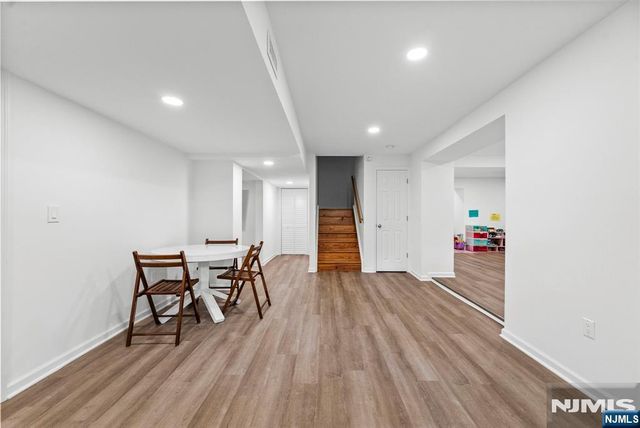8 Ashland Street, Caldwell, NJ 07006