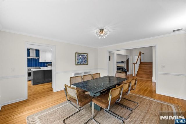 8 Ashland Street, Caldwell, NJ 07006