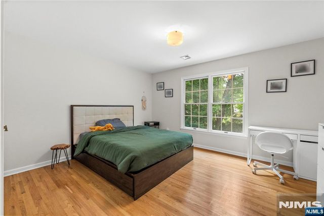 8 Ashland Street, Caldwell, NJ 07006