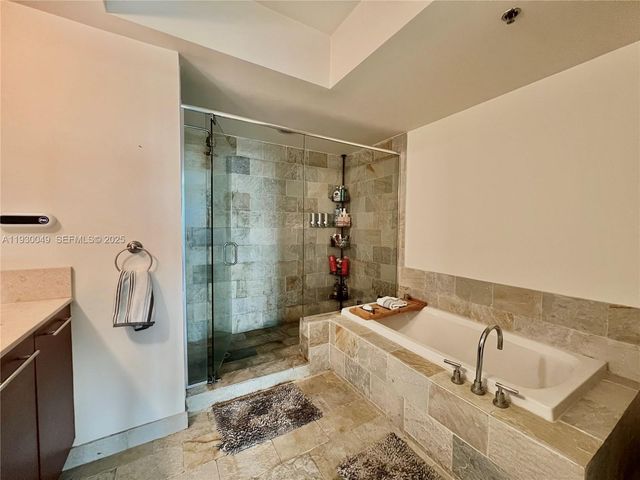 2641 N Flamingo Rd 605N, Sunrise, FL 33323