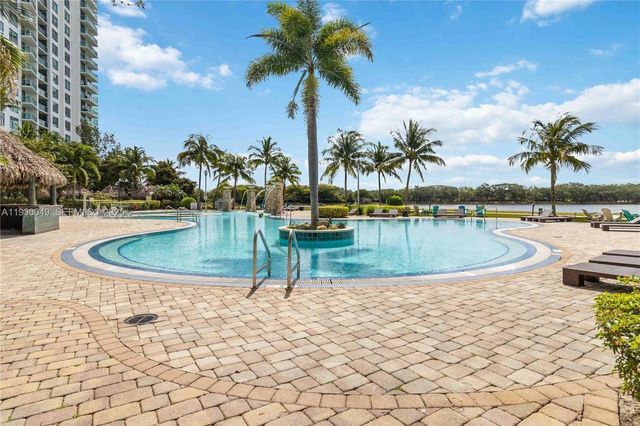 2641 N Flamingo Rd 605N, Sunrise, FL 33323