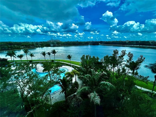 2641 N Flamingo Rd 605N, Sunrise, FL 33323