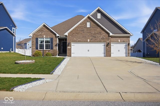 4876 Brickert Way, Greenwood, IN 46142