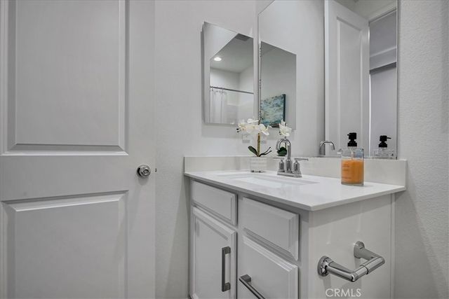 168 Sawbuck, Irvine, CA 92618