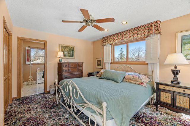 2476 Tierney Avenue E, North Saint Paul, MN 55109