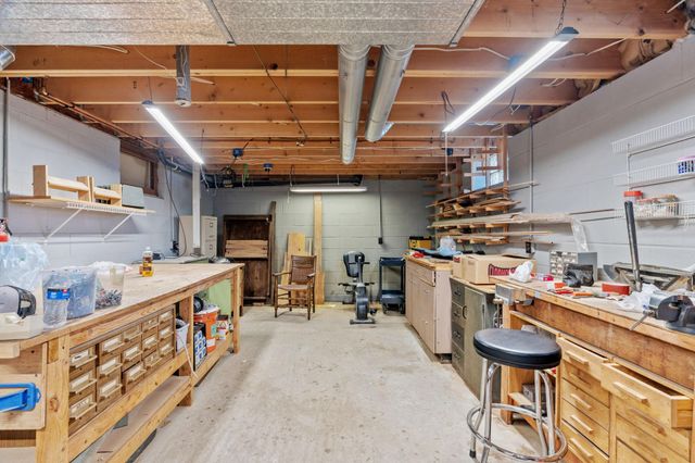 2476 Tierney Avenue E, North Saint Paul, MN 55109