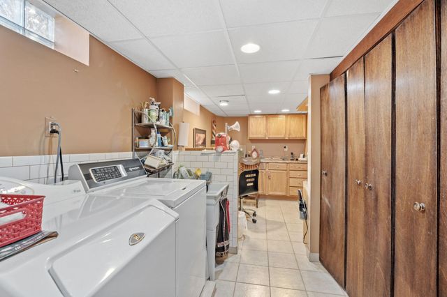 2476 Tierney Avenue E, North Saint Paul, MN 55109