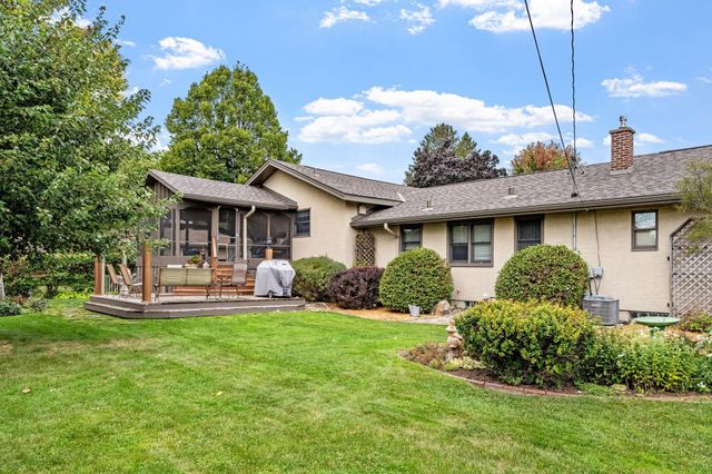 2476 Tierney Avenue E, North Saint Paul, MN 55109