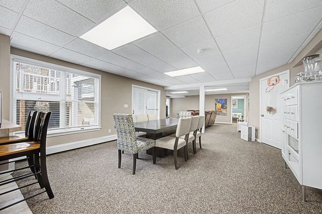 7 S Barn Rd, Hopkinton, MA 01748