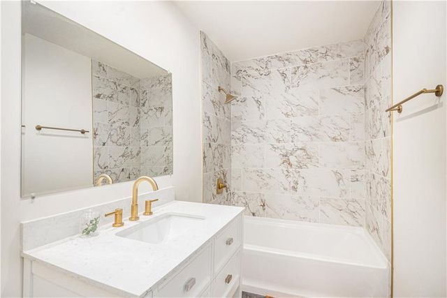 13304 Corrington Avenue, Grandview, MO 64030