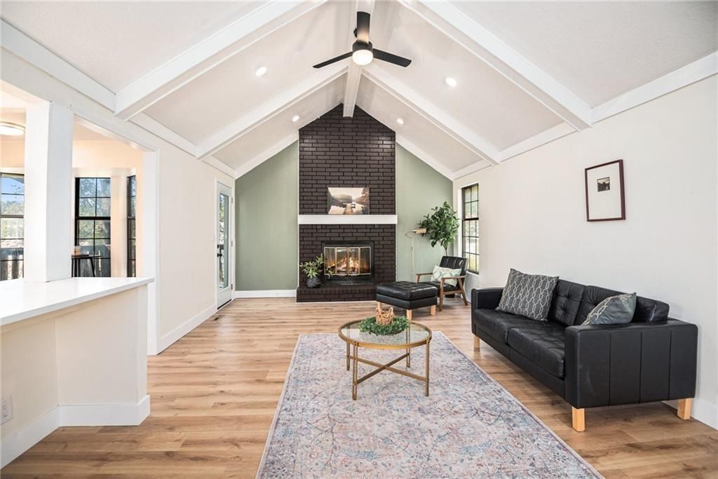 13304 Corrington Avenue, Grandview, MO 64030