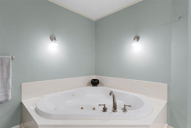 5925 Mount Rockwood Circle, Waco, TX 76710
