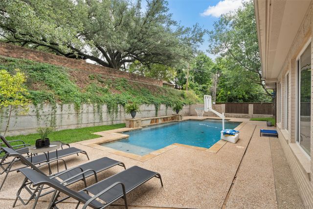 5925 Mount Rockwood Circle, Waco, TX 76710