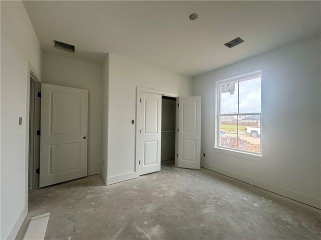 1825 Register Court, College Station, TX 77845