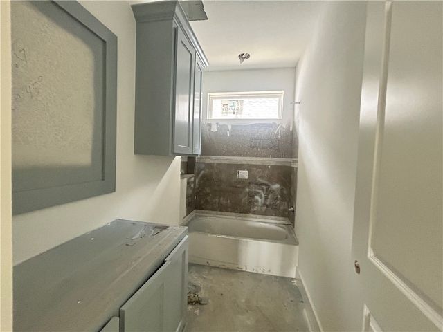 1825 Register Court, College Station, TX 77845