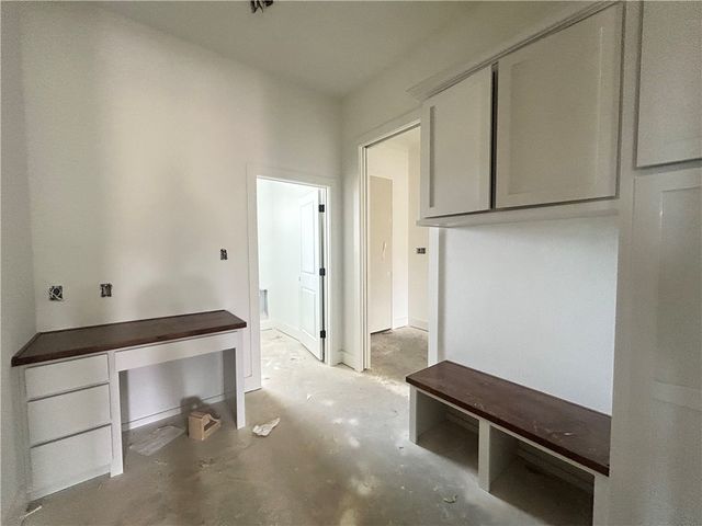 1825 Register Court, College Station, TX 77845