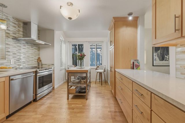 221 N Rengstorff Avenue 1, Mountain View, CA 94043