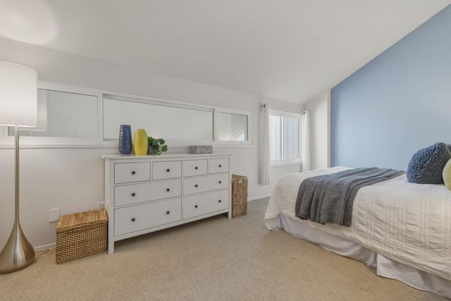 221 N Rengstorff Avenue 1, Mountain View, CA 94043