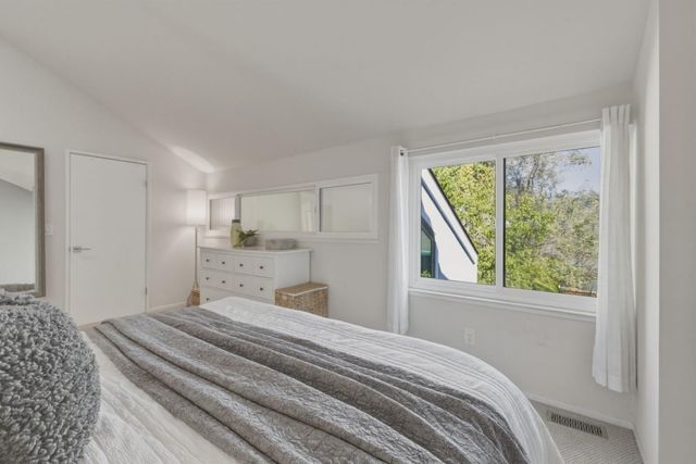 221 N Rengstorff Avenue 1, Mountain View, CA 94043