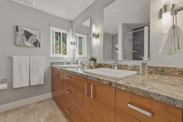 221 N Rengstorff Avenue 1, Mountain View, CA 94043